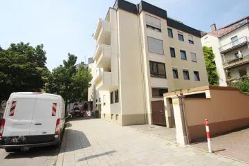 AkuRat Service – 3,5-Zimmer Wohnung mit großem Balkon in M.-Sendling, 81371 München, Etagenwohnung